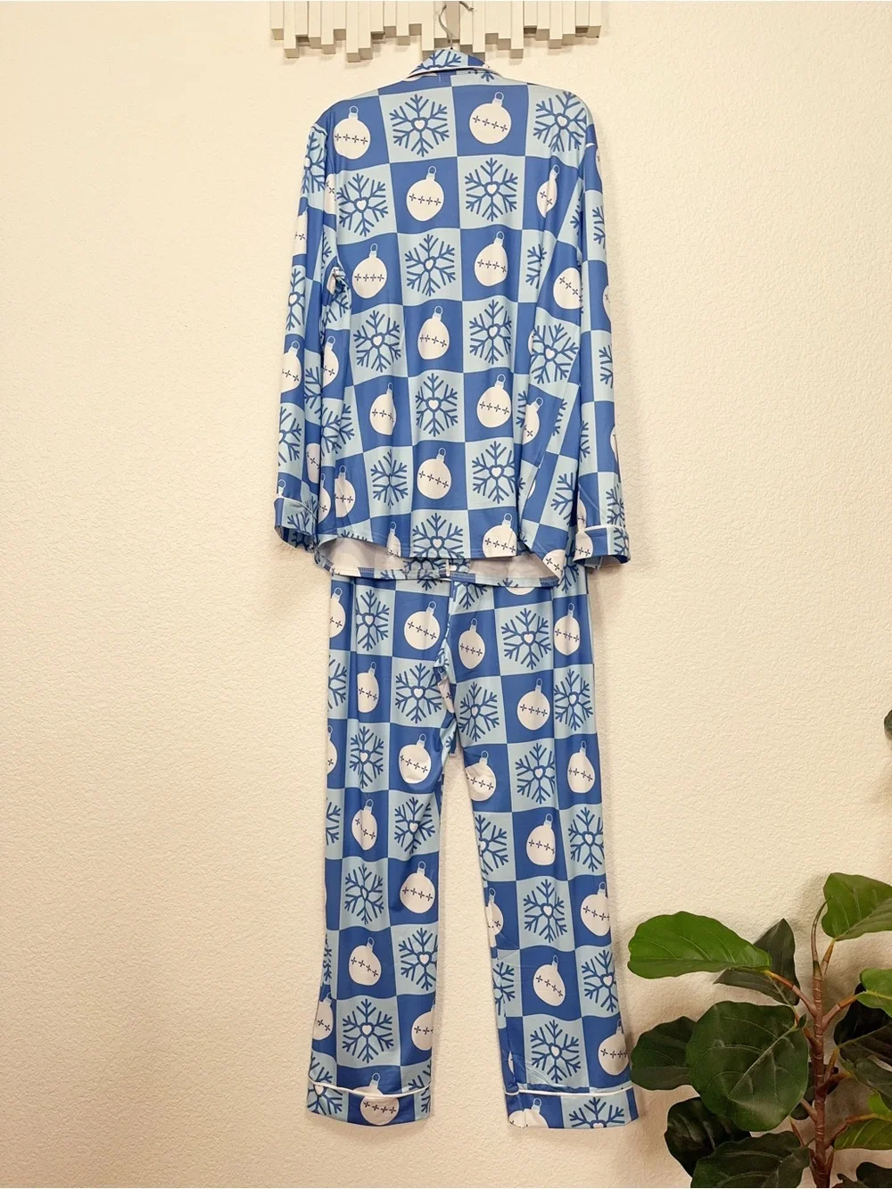Miss Sparkling Blue White Christmas Snowflake Ornament Pajama Set Holiday PJs NW